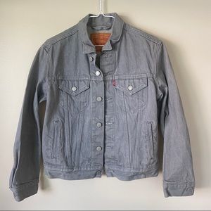 Levi’s denim jacket in grey